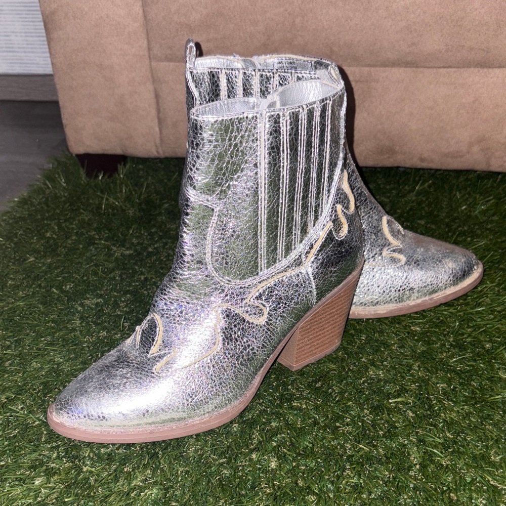 SO Metallic Silver Ankle Booties